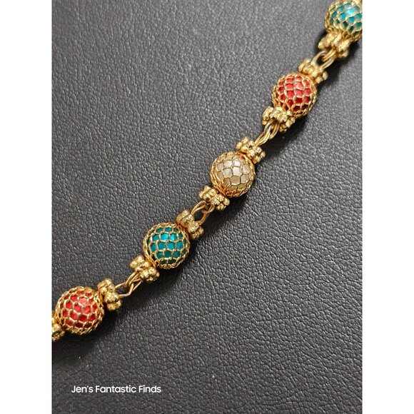 Multi-Color Gold Tone Christmas Beaded Necklace With Red Green & White Beads - Picture 6 of 7